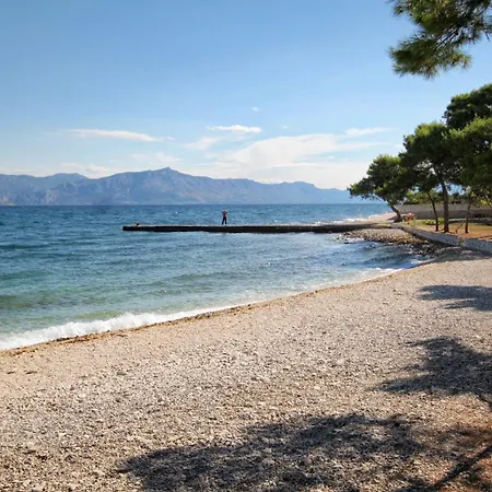 Apartment With Parking Space Supetar, Brac - 16652 Supetar