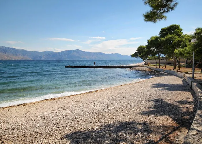 Apartman With Parking Space Supetar, Brac - 16652 Supetar