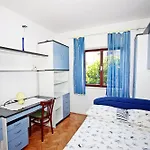 With Parking Space Supetar, Brac - 16652 Apartamento Supetar