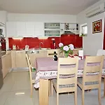 With Parking Space Supetar, Brac - 16652 Apartamento *