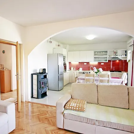 Apartmán With Parking Space Supetar, Brac - 16652 Supetar