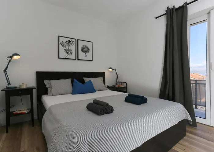 Lägenhet With Parking Space Supetar, Brac - 16652 Supetar