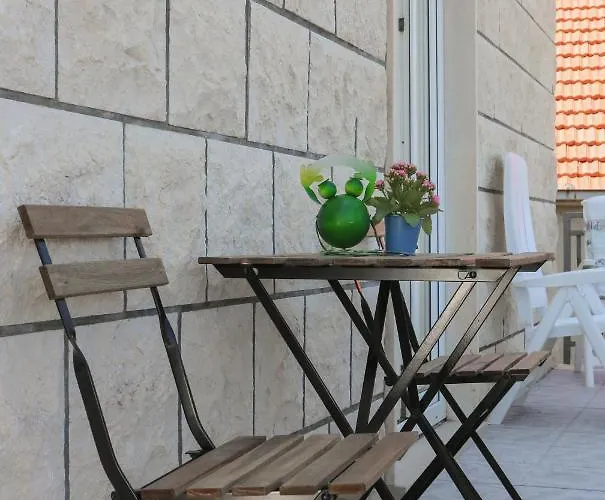 Lägenhet With Parking Space Supetar, Brac - 16652 Supetar